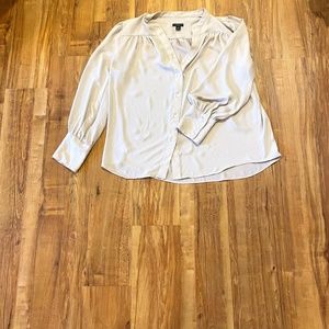 Ann Taylor button down cream blouse sz MP